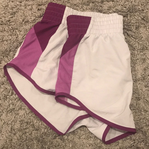 Nike Track Shorts - Picture 2 of 2